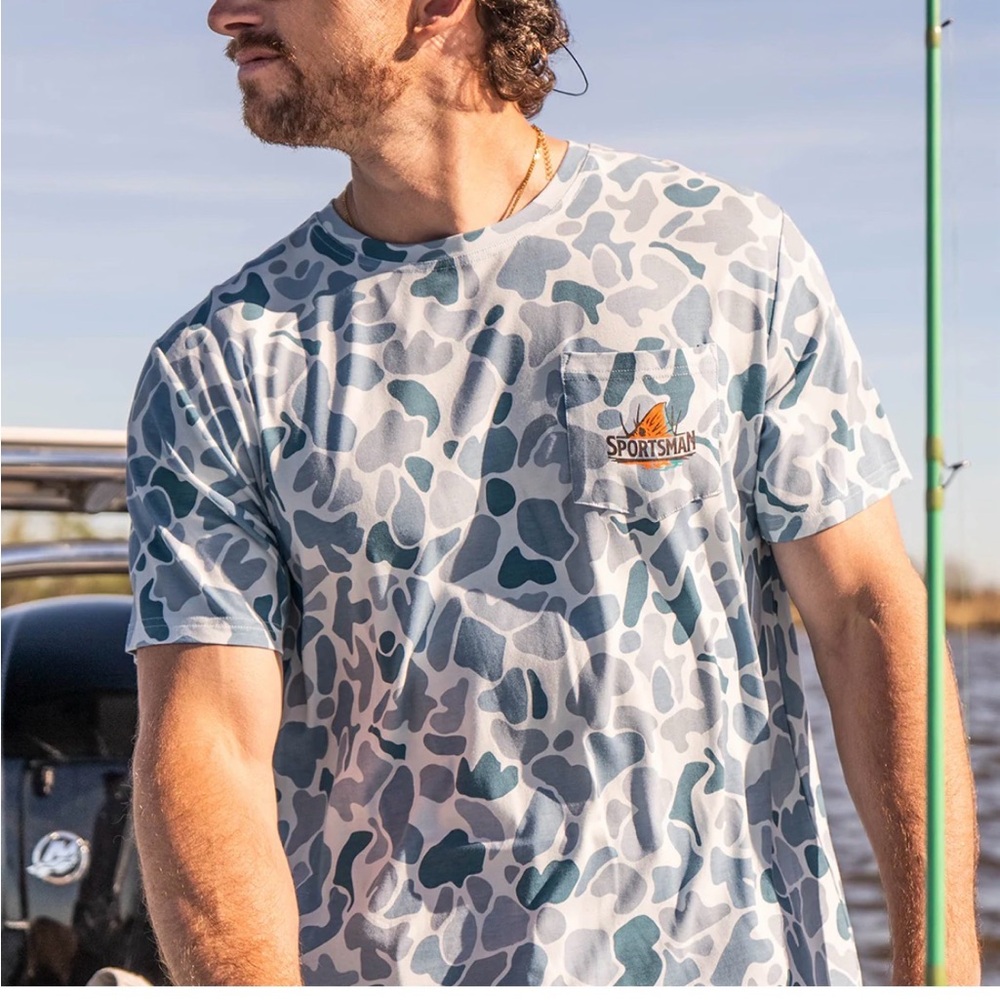 Blue Camo Men's Shirt Sportsman Camo pocket gear XL NWT